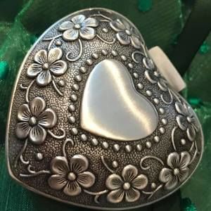 Meet your Posher, Sandy